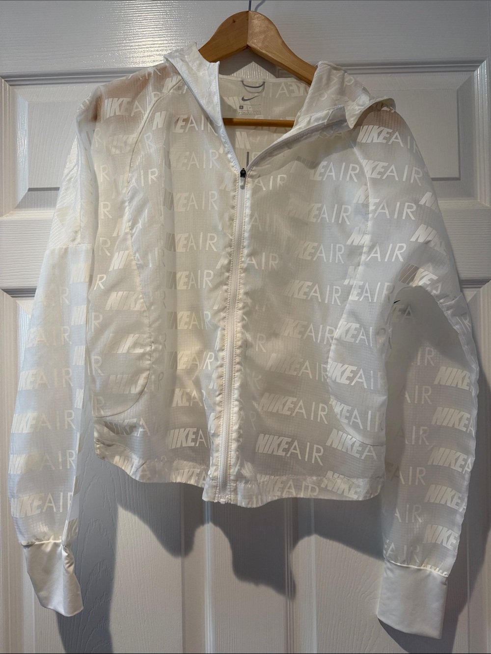 Used Nike Translucent Hooded Windbreaker Women’s Size Small